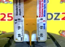 Колеса на дисках Toyota 6x139.7 c шинами Dunlop 215/70R15