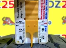 Колеса на дисках Toyota 6x139.7 c шинами Bridgestone 195/80R15