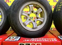 Колеса на дисках Toyota 6x139.7 c шинами Bridgestone 195/80R15