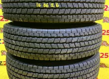 Колеса на дисках Toyota 6x139.7 c шинами Yokohama 195/80R15