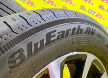 Колеса на дисках Toyota 5x114.3 c шинами Yokohama 225/60R17