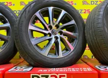 Колеса на дисках Toyota 5x114.3 c шинами Yokohama 225/60R17