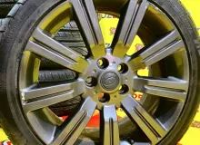 Колеса на дисках Land Rover 5x120 c шинами Hifly 275/40R20