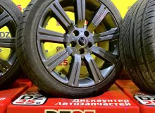 Колеса на дисках Land Rover 5x120 c шинами Hifly 275/40R20