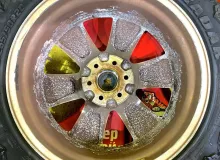 Колеса на дисках Chevrolet 6x127 c шинами Radar 265/50R20