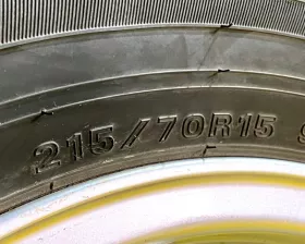 Колеса на дисках Weds 6x139.7 c шинами Dunlop 215/70R15