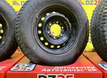 Колеса на дисках Toyota 6x139.7 c шинами Bridgestone 195/80R15