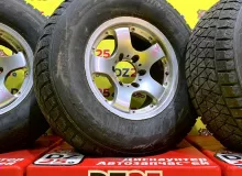 Колеса на дисках Toyota 6x139.7 c шинами Bridgestone 275/70R16