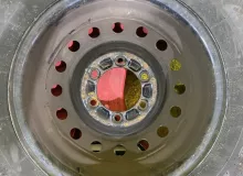 Колеса на дисках Toyota 6x139.7 c шинами Yokohama 195/80R15