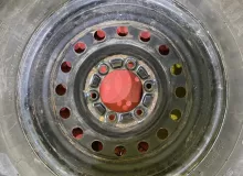 Колеса на дисках Toyota 6x139.7 c шинами Yokohama 195/80R15