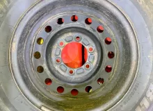 Колеса на дисках Toyota 6x139.7 c шинами Bridgestone 195/80R15