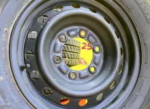 Колеса на дисках Toyota 6x139.7 c шинами Bridgestone 195/80R15