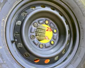 Колеса на дисках Toyota 6x139.7 c шинами Bridgestone 195/80R15