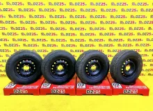 Колеса на дисках Toyota 6x139.7 c шинами Bridgestone 195/80R15
