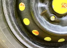 Колесо на диске Nissan 4x114.3 c шиной Toyo 165/80R14