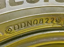 Колеса на дисках Toyota 5x100 c шинами Bridgestone 185/60R15