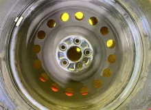 Колеса на дисках Toyota 5x100 c шинами Bridgestone 185/60R15