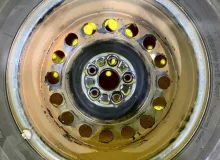 Колеса на дисках Toyota 5x100 c шинами Bridgestone 185/60R15