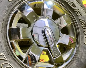 Колеса на дисках Hummer 6x139.7 c шинами Dunlop 255/85R16