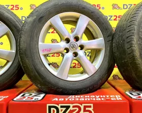 Колеса на дисках Toyota 5x114.3 c шинами Dunlop 225/65R17