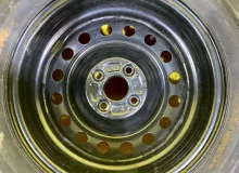 Колеса на дисках Toyota 4x100 c шинами Bridgestone 175/70R14