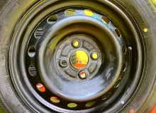 Колеса на дисках Toyota 4x100 c шинами Bridgestone 175/70R14