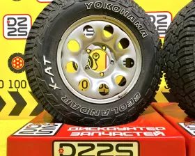 Колеса на дисках Suzuki 5x139.7 c шинами Yokohama 195/80R15