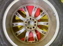 Колеса на дисках Land Rover 5x120 c шинами Bridgestone 255/55R20