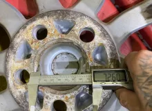 Колеса на дисках Land Rover 5x120 c шинами Bridgestone 255/55R20