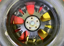 Колеса на дисках Mazda 5x114.3 c шинами Bridgestone 215/55R18