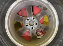 Колеса на дисках Toyota 5x114.3 c шинами Laufenn 225/65R17