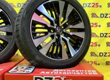 Колеса на дисках Toyota 5x114.3 c шинами Dunlop 235/50R18