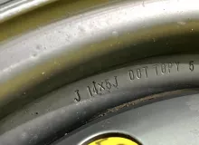 Колесо на диске Nissan 4x114.3 c шиной Bridgestone 165/80R14