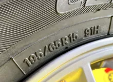 Колеса на дисках Toyota 5x114.3 c шинами Toyo 195/65R15