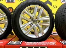 Колеса на дисках Toyota 5x114.3 c шинами Laufenn 215/55R17