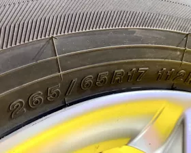 Колеса на дисках Mitsubishi 6x139.7 c шинами Yokohama 265/65R17