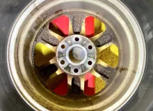 Колеса на дисках Mitsubishi 6x139.7 c шинами Bridgestone 265/65R17
