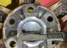 Колеса на дисках Mitsubishi 6x139.7 c шинами Bridgestone 265/65R17