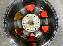 Колеса на дисках Kircheis 6x139.7 c шинами Radar 195/80R15