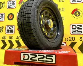 Колесо на диске Toyota 6x139.7 c шиной Dunlop 215/65R16