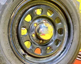 Колесо на диске Toyota 6x139.7 c шиной Dunlop 215/65R16