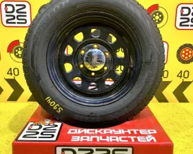 Колесо на диске Toyota 6x139.7 c шиной Dunlop 215/65R16
