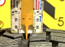 Шина Dunlop 215/65R16