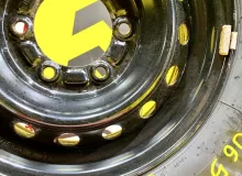 Колесо на диске Toyota 6x139.7 c шиной Bridgestone 195/80R15