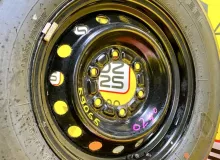 Колесо на диске Toyota 6x139.7 c шиной Bridgestone 195/80R15