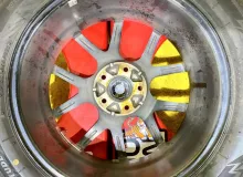 Колеса на дисках Schneder 5x114.3 c шинами Bridgestone 235/60R18