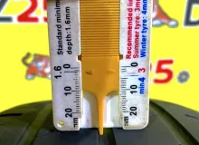 Колеса на дисках Weds Joker 5x100 c шинами Yokohama 185/60R15